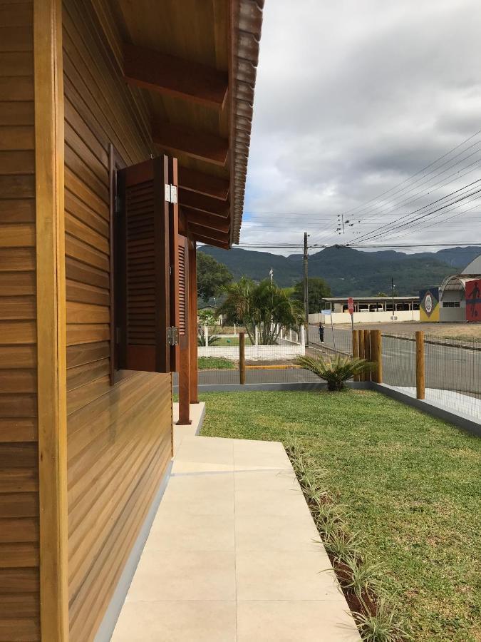 Canyons Guest House Praia Grande  Εξωτερικό φωτογραφία